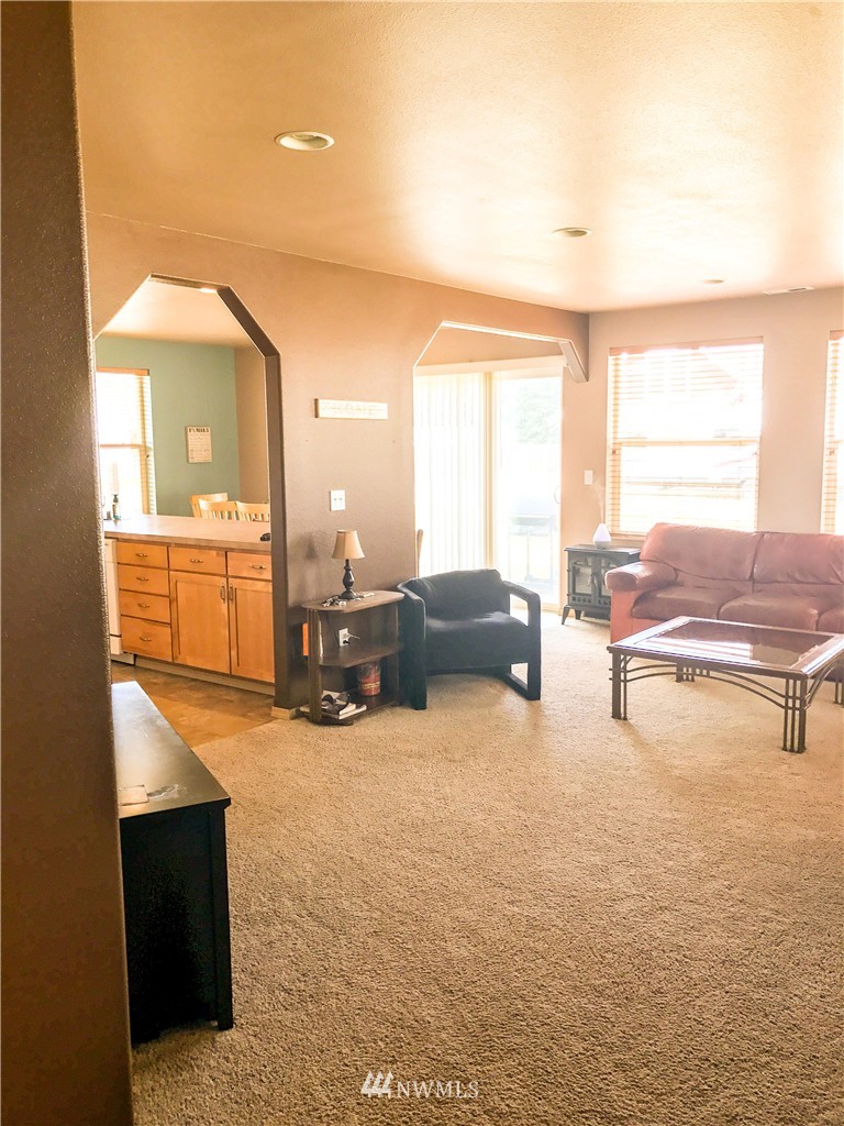 10434 Grove Road Southeast Yelm, WA 98597 - Photo 8 of 24 Gallery Image 8