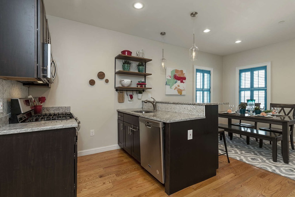 129 Spring Street, Unit 1 Cambridge, MA 02141 - Photo 6 of 22