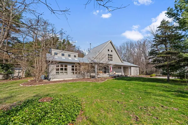 $1,299,000 | 13670 South Cottonwood Lane, Harbert, MI 49115