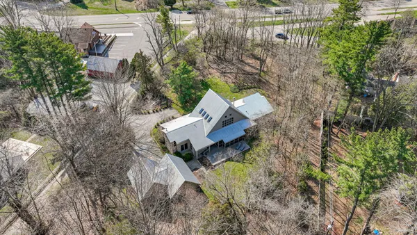 $1,299,000 | 13670 South Cottonwood Lane, Harbert, MI 49115
