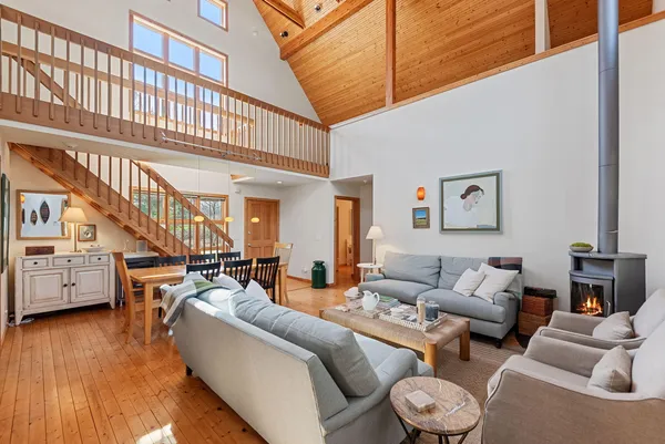 $1,299,000 | 13670 South Cottonwood Lane, Harbert, MI 49115