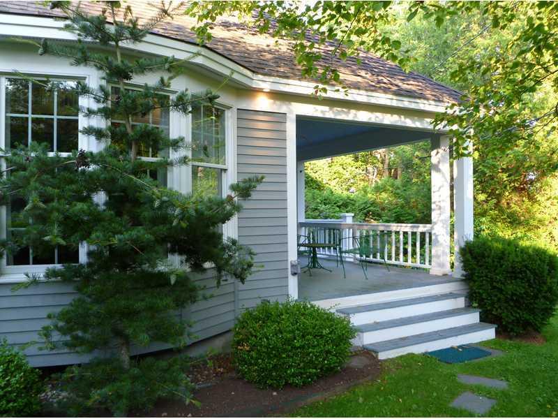 22 Harbor Road Camden, ME 04843 - Photo 25 of 33 Exterior Side View.