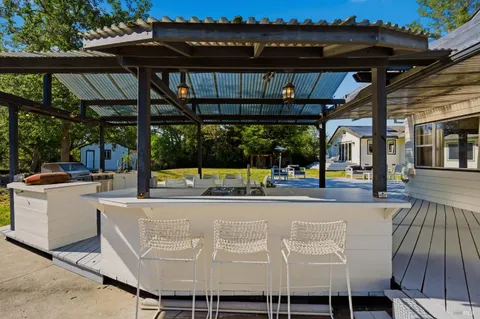 $1,695,000 | 8174 Whited Road, Sebastopol, CA 95472