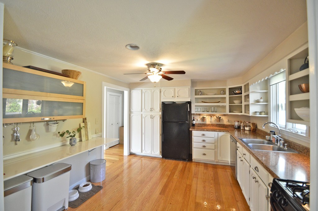 77 Greensboro Road Dedham, MA 02026 - Photo 23 of 29 Gallery Image 23