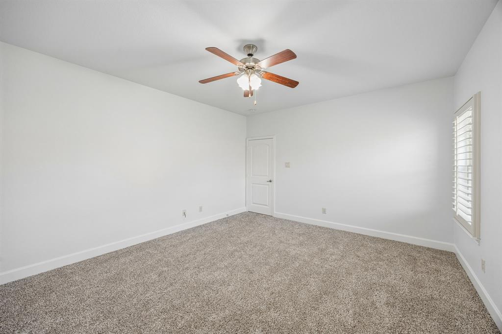 10445 Merced Lake Road Fort Worth, TX 76177 - Photo 15 of 27