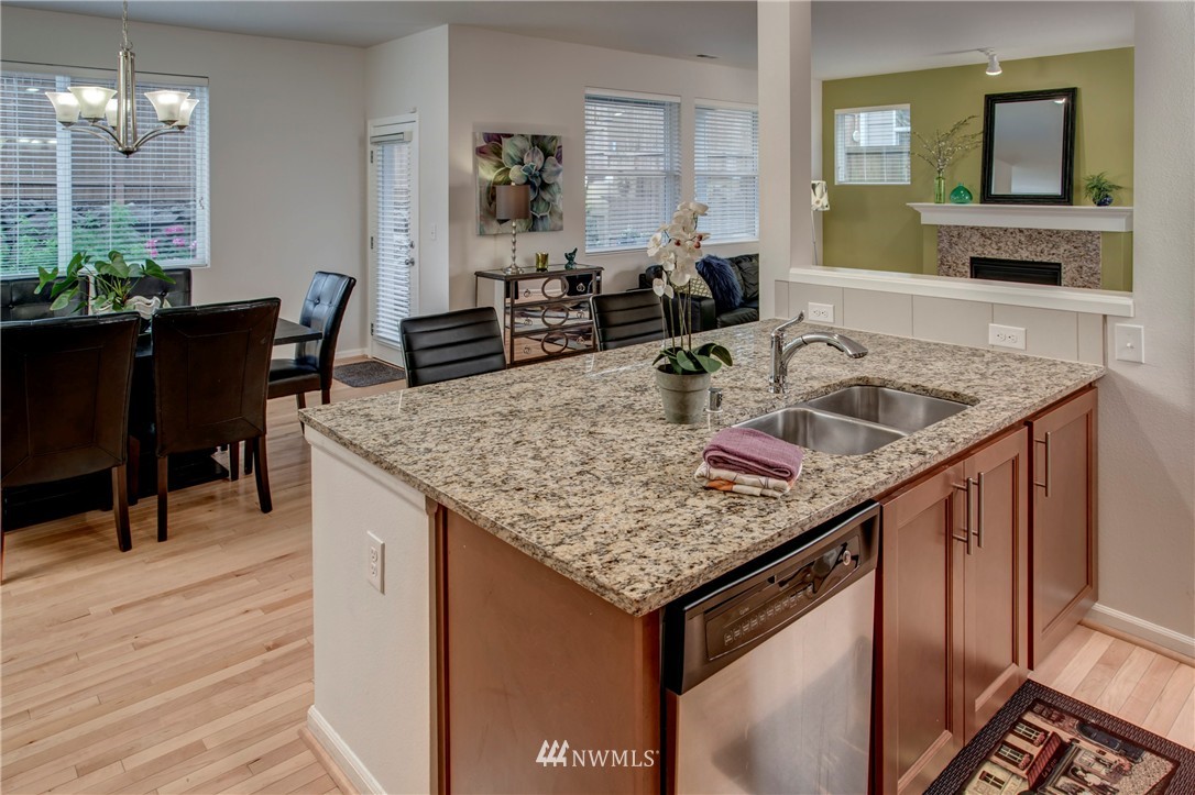 3905 177th Street Southeast Bothell, WA 98012 - Photo 6 of 23