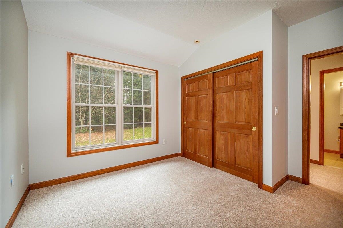 1 Magnolia Road Windham, NH 03087 - Photo 26 of 40