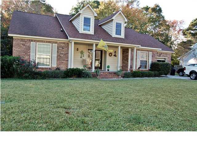 1606 Longview Road Mount Pleasant, SC 29464 - Photo 1 of 4 Primary Photo