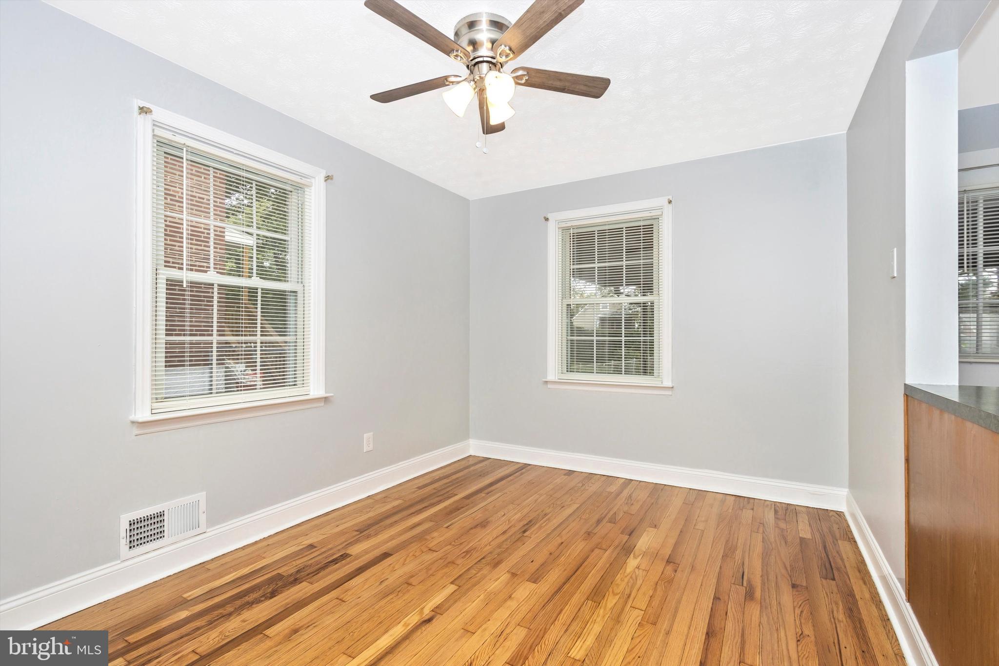 2810 Topaz Road Baltimore, MD 21234 - Photo 9 of 51 DINING ROOM