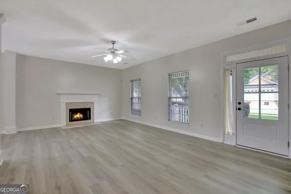 $2,100 | 333 Prescott Court, Newnan, GA 30265