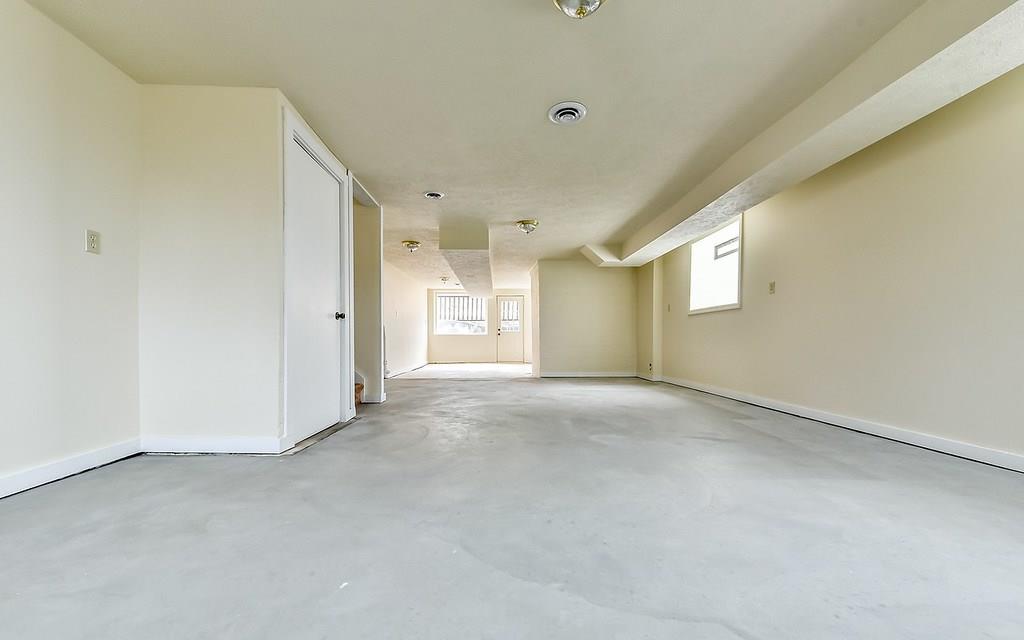 1463 Anderson Road Pittsburgh, PA 15209 - Photo 16 of 22 Enormous extra living space in Lower Level just as brightly lit from all the windows as the rest of the home