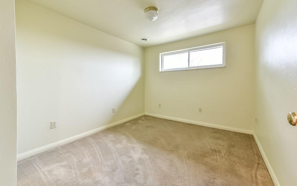 1463 Anderson Road Pittsburgh, PA 15209 - Photo 22 of 22 Bedroom 3