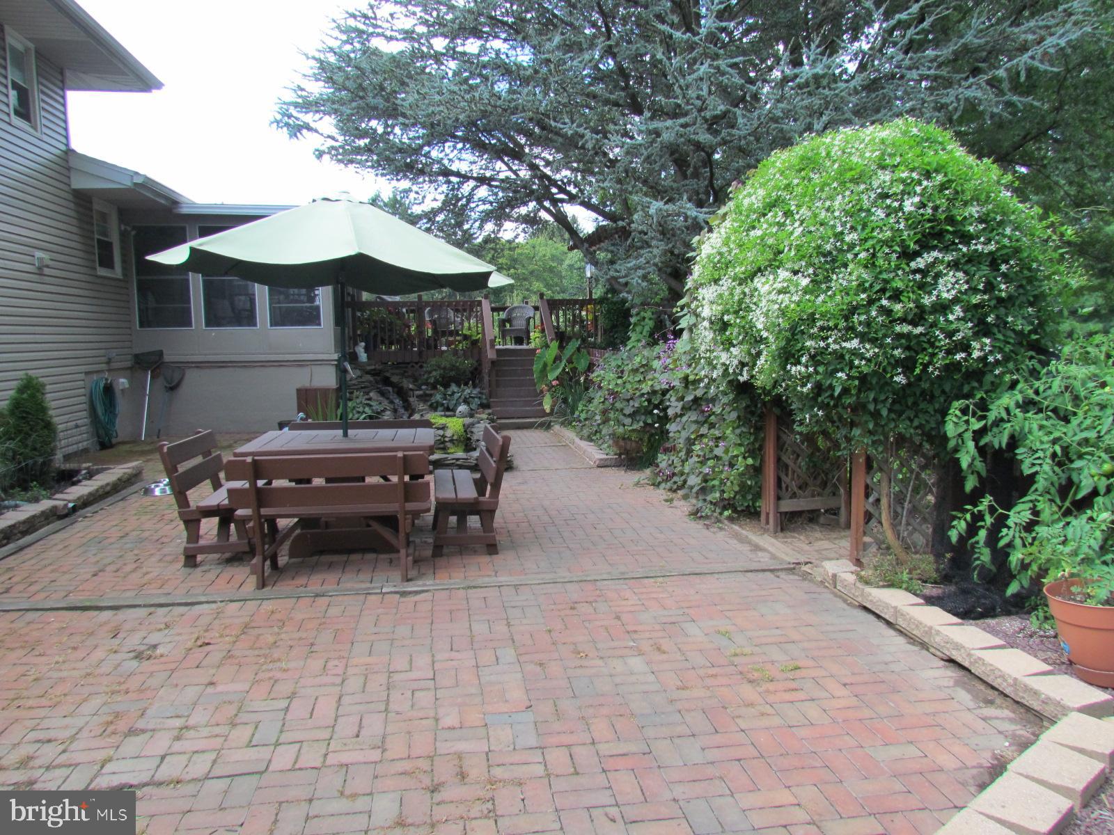 441 Springlake Road Harrisburg, PA 17112 - Photo 31 of 51 Springtime on the Extensive Patio