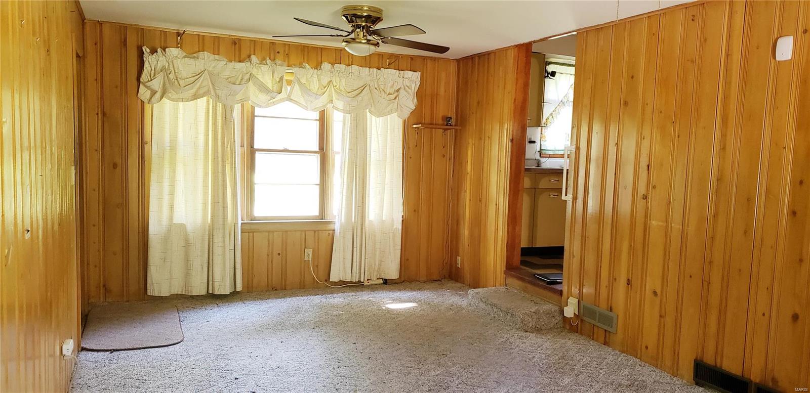 1608 Seiler Road Alton, IL 62002 - Photo 11 of 23