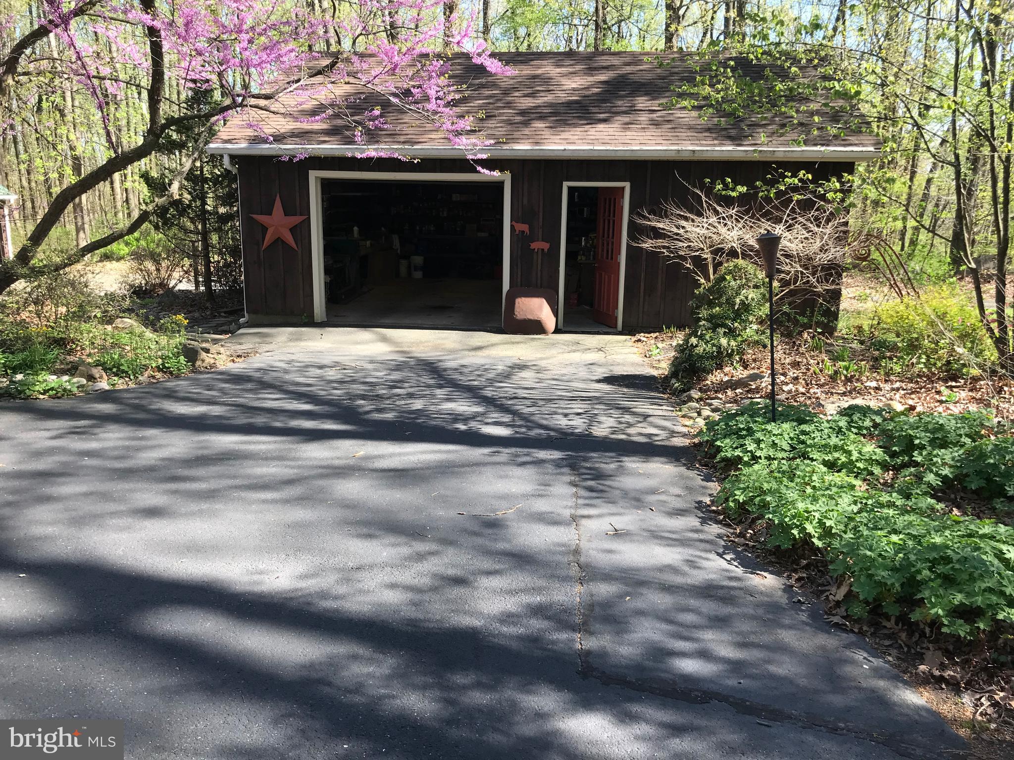 1743 California Road Quakertown, PA 18951 - Photo 44 of 52 Detached Garage