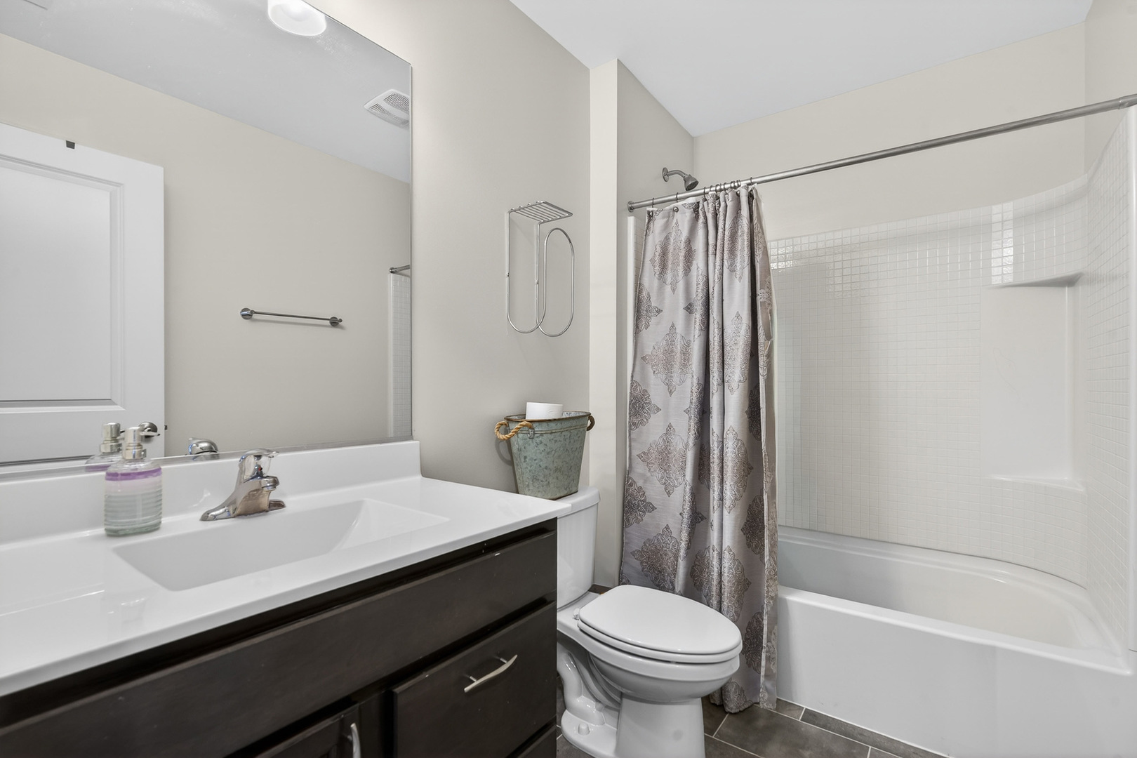 1161 Amber Drive Cary, IL 60013 - Photo 19 of 25