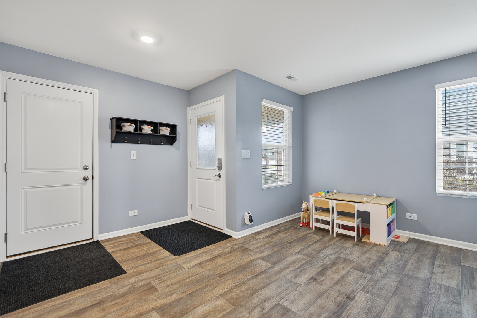 1161 Amber Drive Cary, IL 60013 - Photo 9 of 25