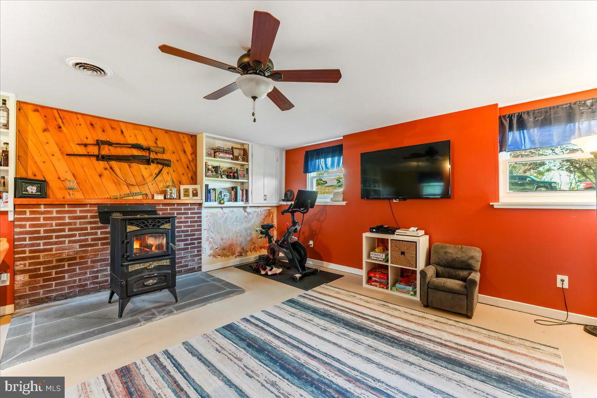 147 Tweed Road Oxford, PA 19363 - Photo 15 of 36 Gallery Image 15