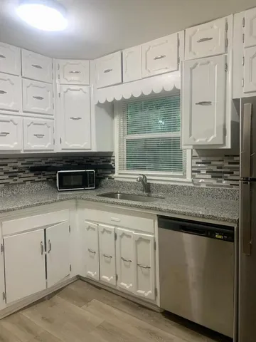 $1,900 | 3535 Fairlane Drive Northwest, Atlanta, GA 30331