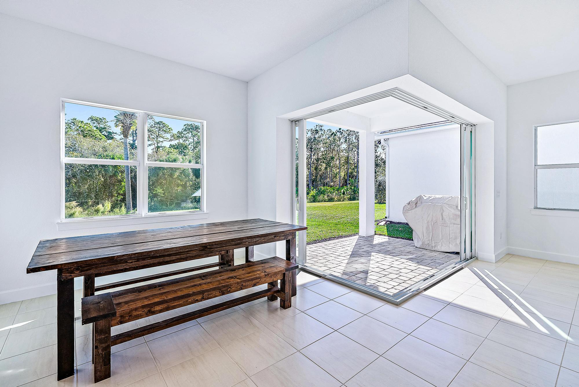 9775 Southwest Meridian Way Stuart, FL 34997 - Photo 10 of 33 Dining area