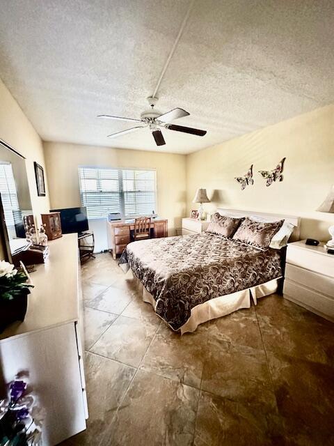 4084 Exeter Boca Raton, FL 33434 - Photo 8 of 37 Master Bedroom
