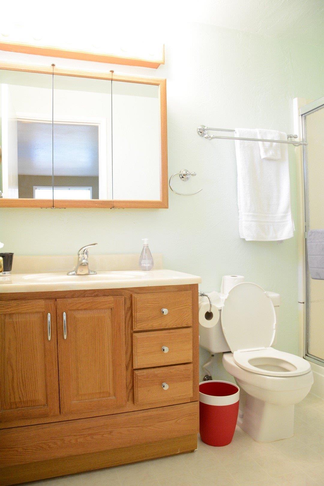 2480 Delta Waters Road Medford, OR 97504 - Photo 12 of 23 Additional Photo