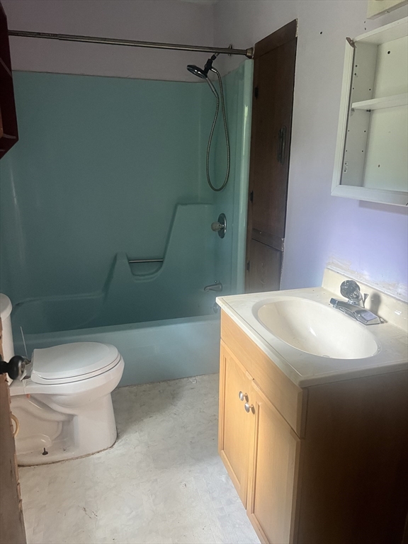 18 Halfway Lane Holland, MA 01521 - Photo 10 of 18