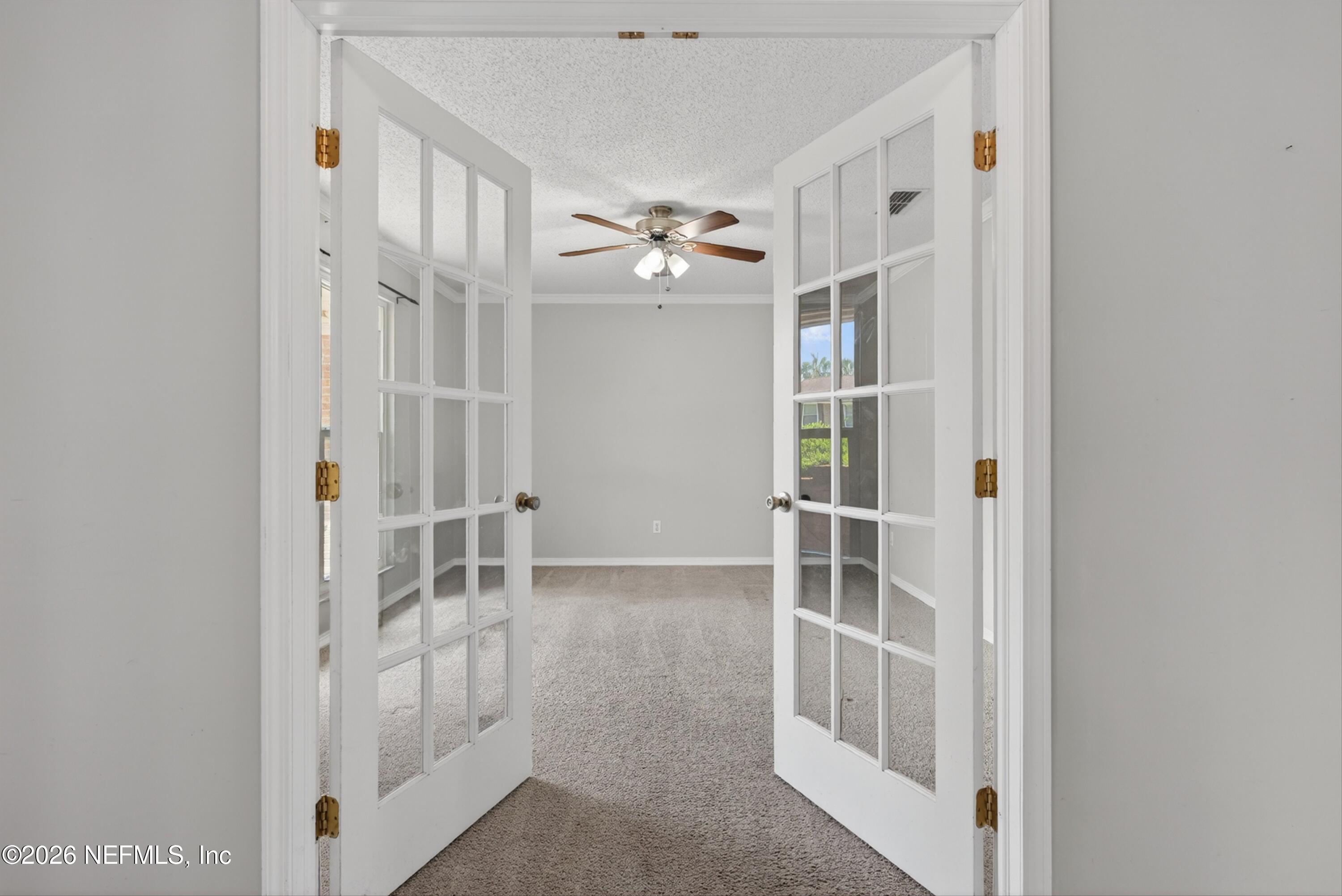 5353 Riverton Road Jacksonville, FL 32277 - Photo 14 of 57 Livingroom