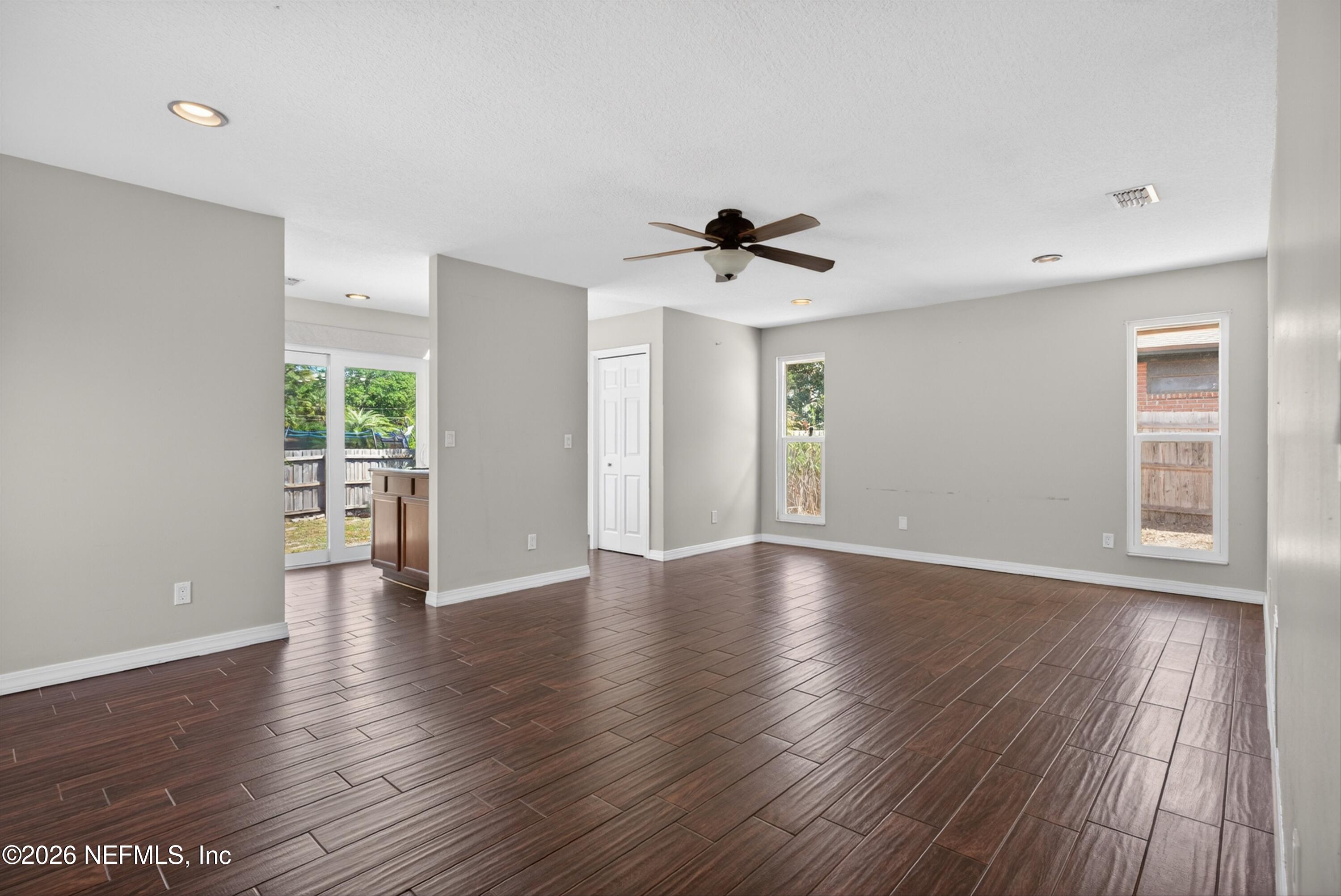 5353 Riverton Road Jacksonville, FL 32277 - Photo 24 of 57 Primary Suite