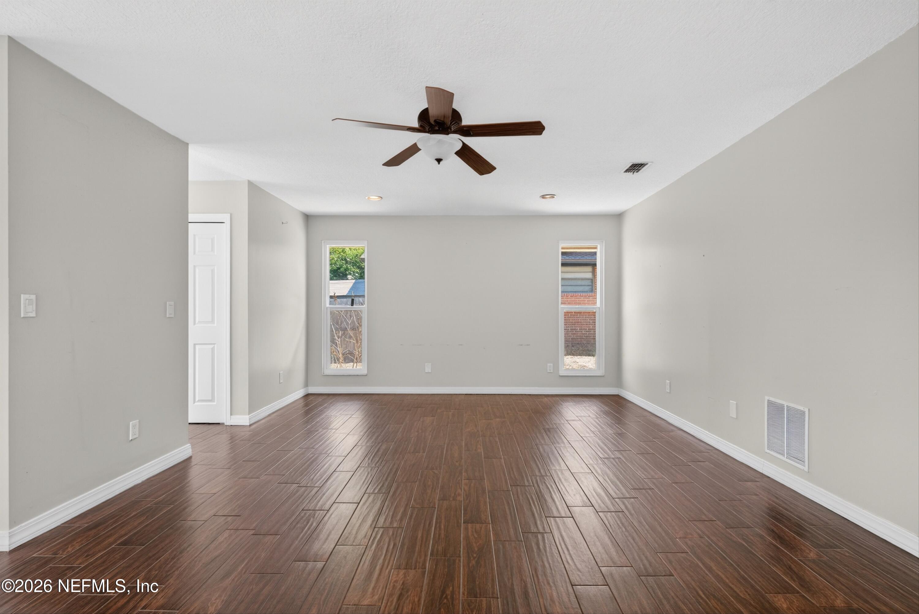 5353 Riverton Road Jacksonville, FL 32277 - Photo 25 of 57 Primary Suite