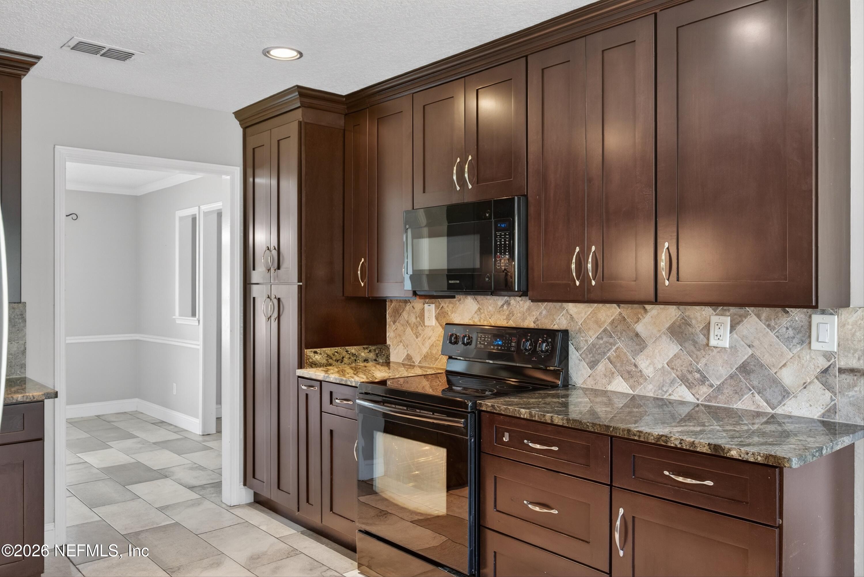 5353 Riverton Road Jacksonville, FL 32277 - Photo 8 of 57 Kitchen