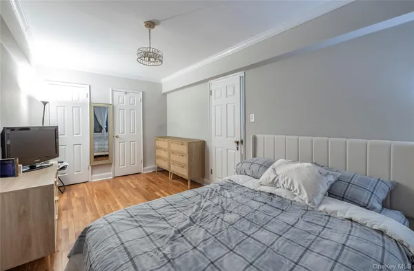 $399,999 | 1 Jefferson Avenue, Unit A12, Rockville Centre, NY 11570