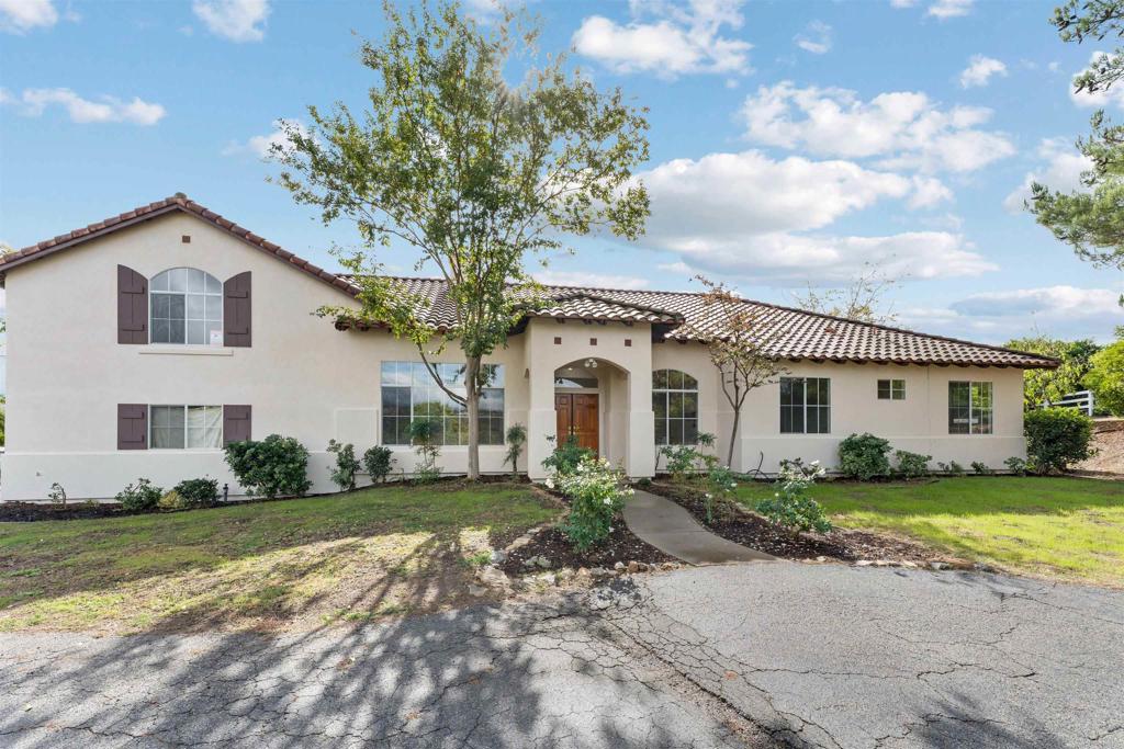 15821 Fruitvale Road Valley Center, CA 92082 - Photo 2 of 63