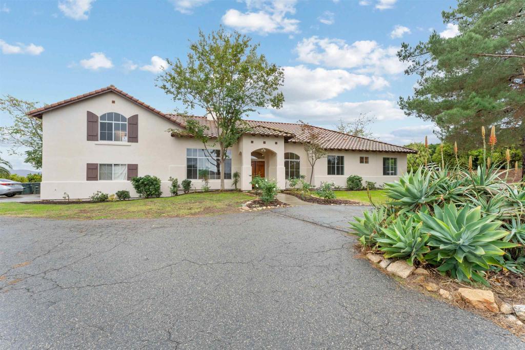 15821 Fruitvale Road Valley Center, CA 92082 - Photo 3 of 63