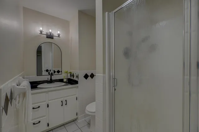 $895,000 | 679 Marie Avenue West, Mendota Heights, MN 55118