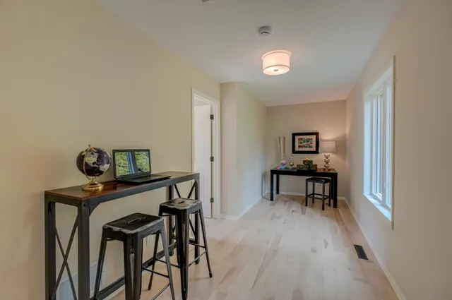 $995,000 | 679 Marie Avenue West, Mendota Heights, MN 55118