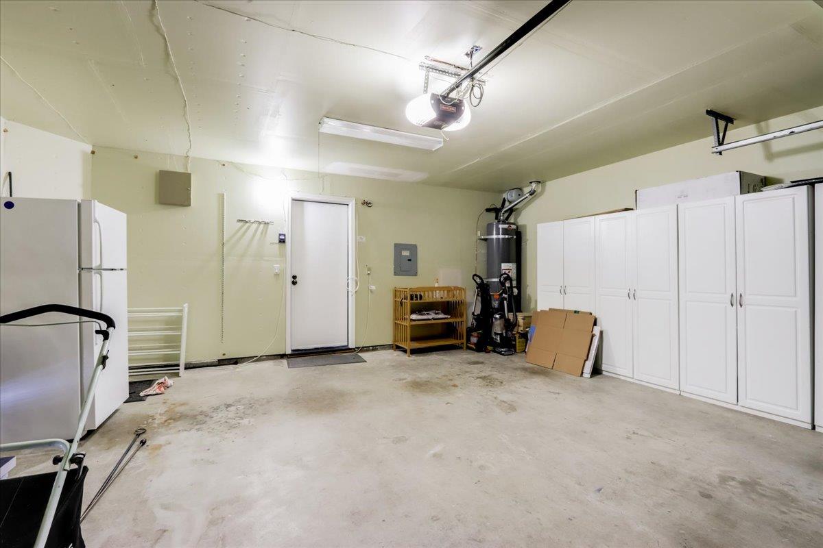 908 Springview Circle San Ramon, CA 94583 - Photo 26 of 31 a view of a livingroom with furniture