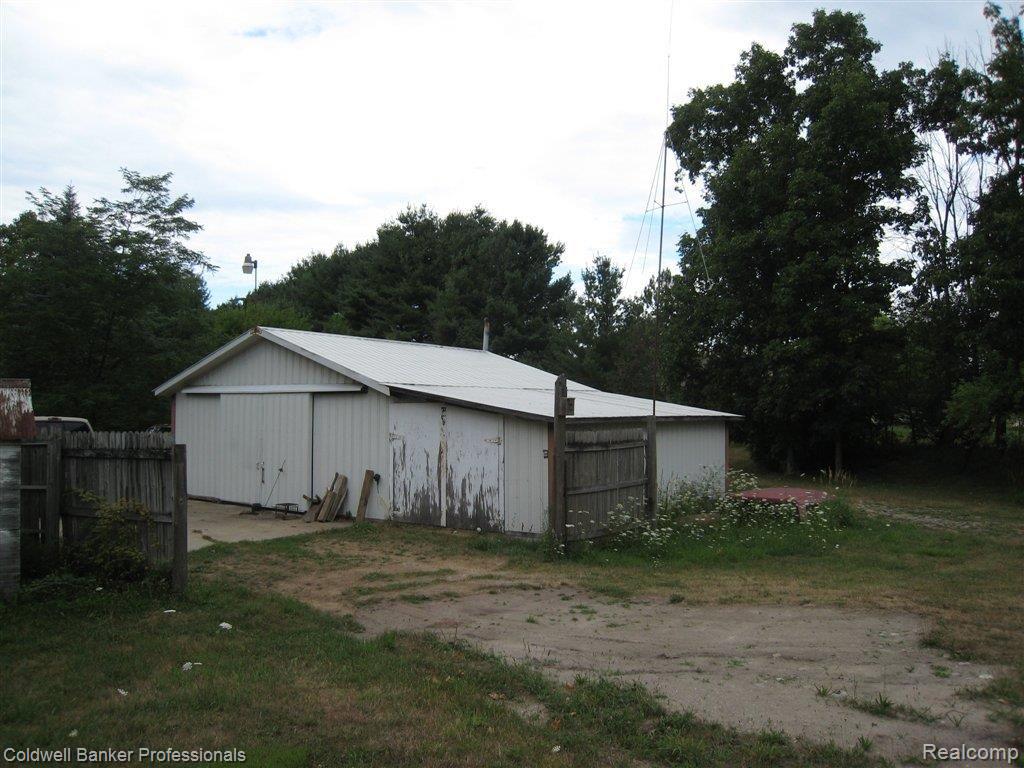 5897 Sinroll Road Ortonville, MI 48462 - Photo 5 of 21 Pole Barn.JPG
