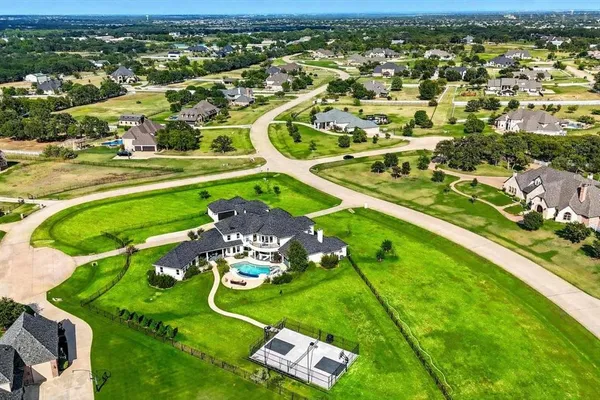 $1,895,000 | 811 Noble Champions Way, Bartonville, TX 76226