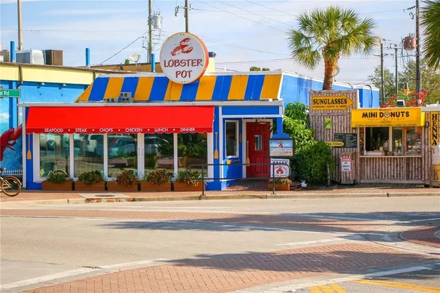a view of a big yard