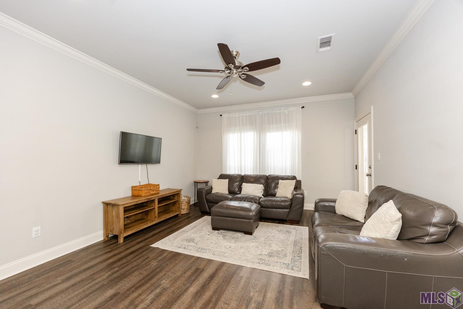 9017 Lockhart Road, Unit 1C Denham Springs, LA 70726 - Photo 5 of 11