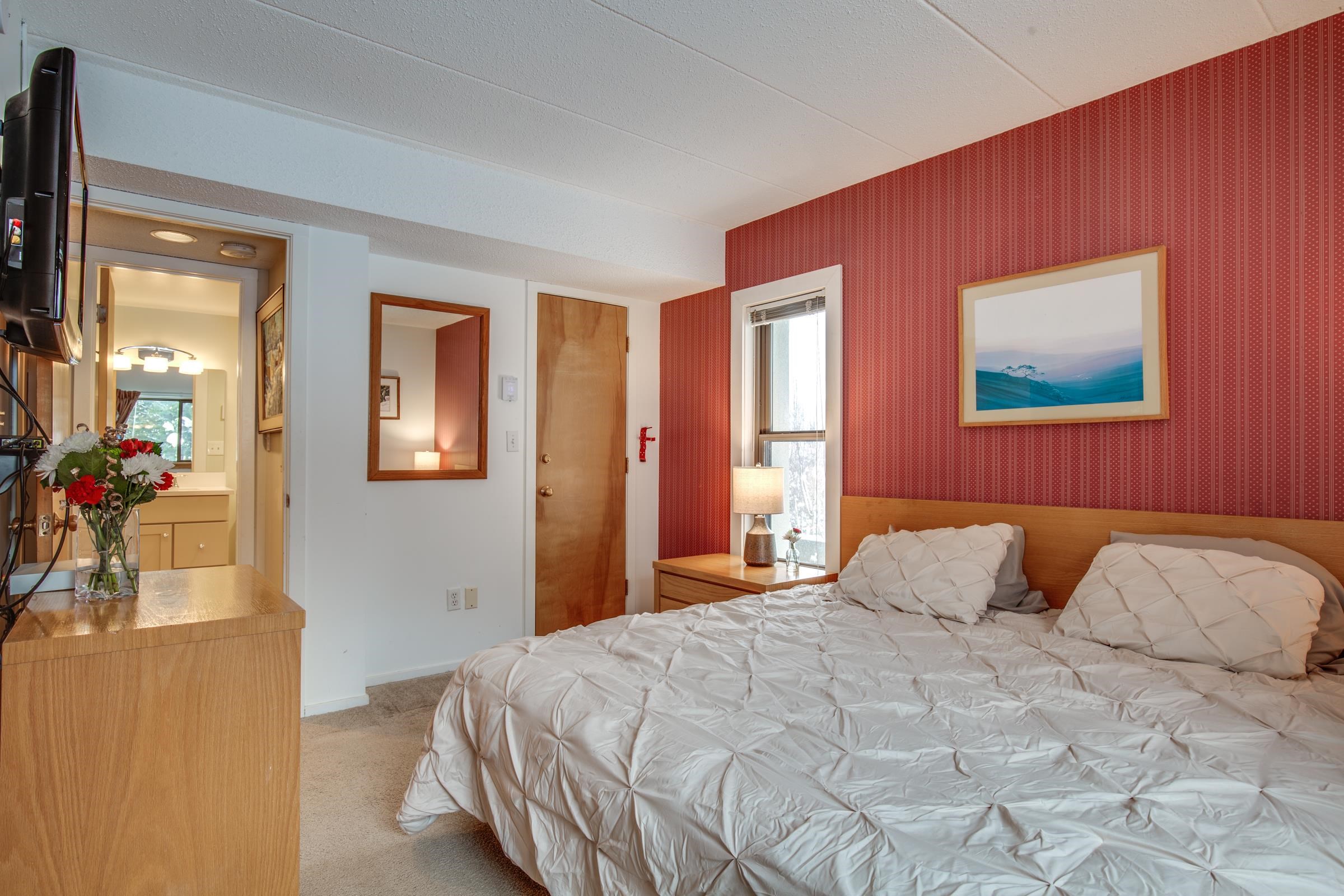 259 Old Mill Road, Unit D8 Killington, VT 05751 - Photo 12 of 21 Gallery Image 12