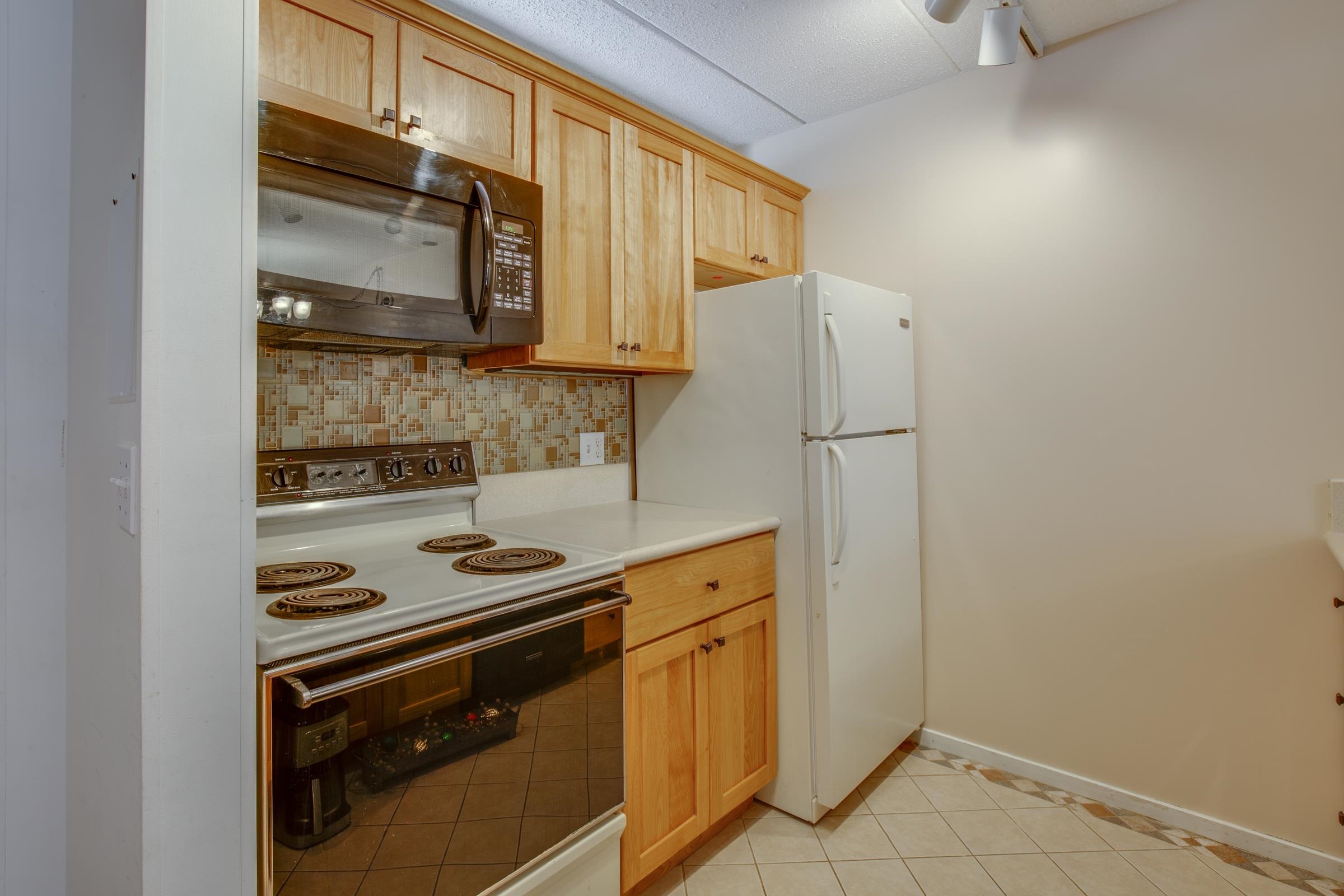 259 Old Mill Road, Unit D8 Killington, VT 05751 - Photo 5 of 21 Gallery Image 5