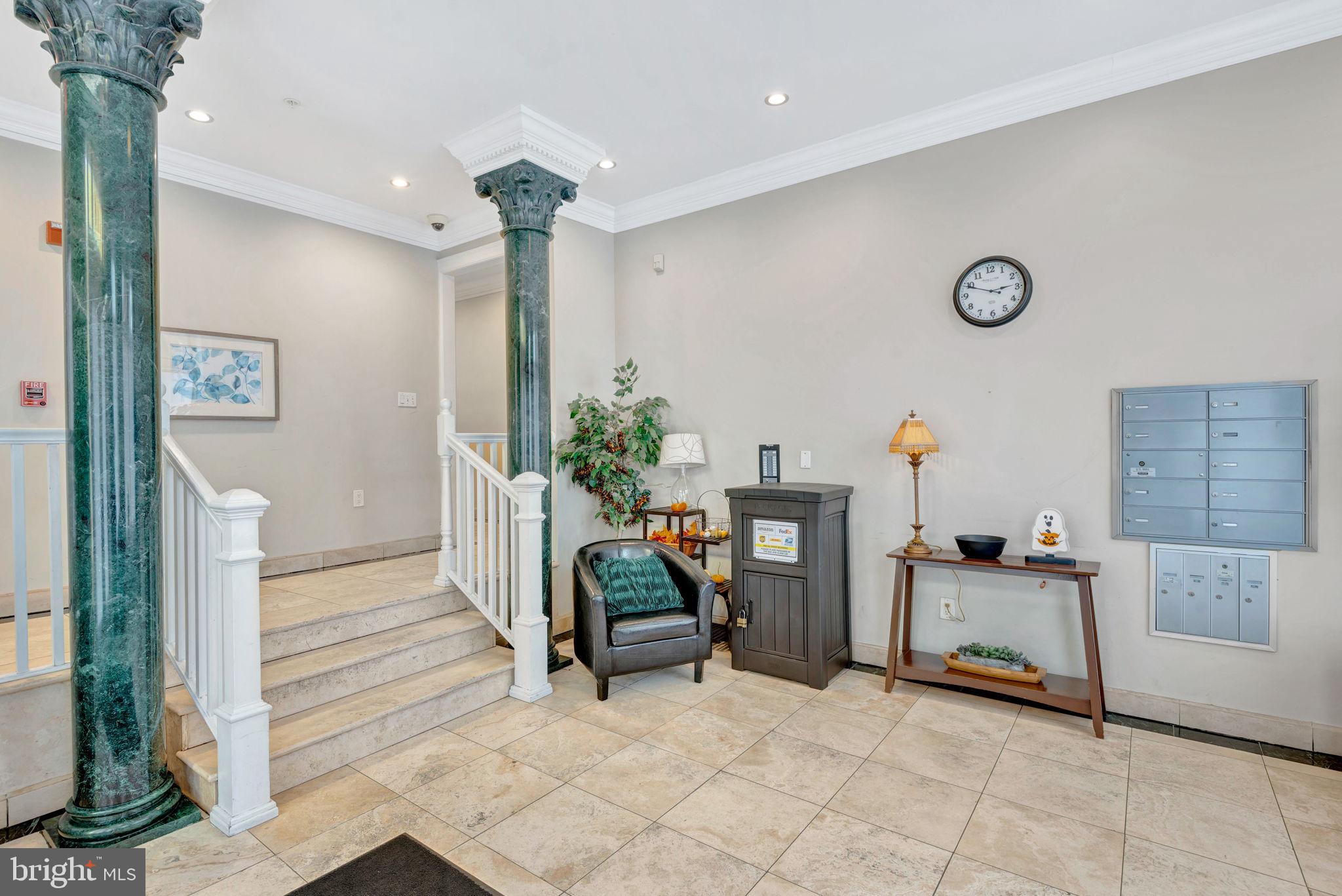 936 Madison Street Northwest, Unit 201 Washington, DC 20011 - Photo 12 of 13