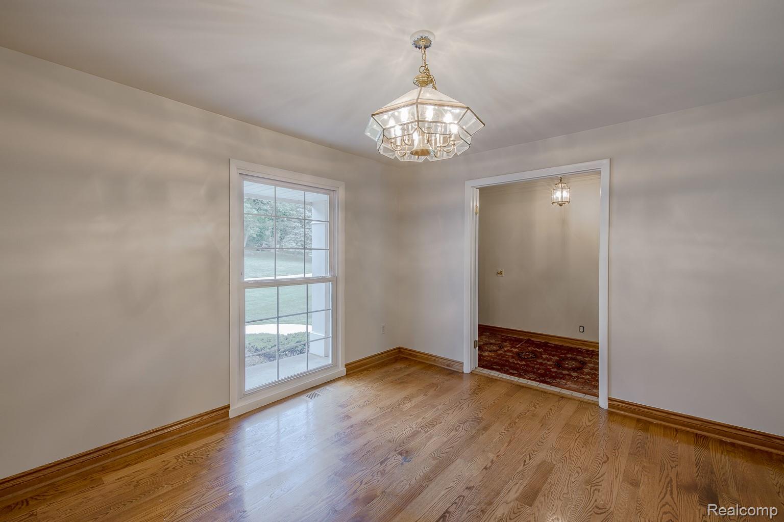 710 Basswood Drive Rochester, MI 48309 - Photo 10 of 42 Office view looking into foyer