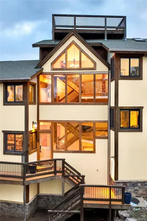 a view of an entryway