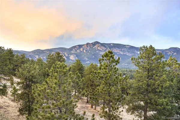 $1,050,000 | 229 Mohawk Trail, Pine, CO 80470