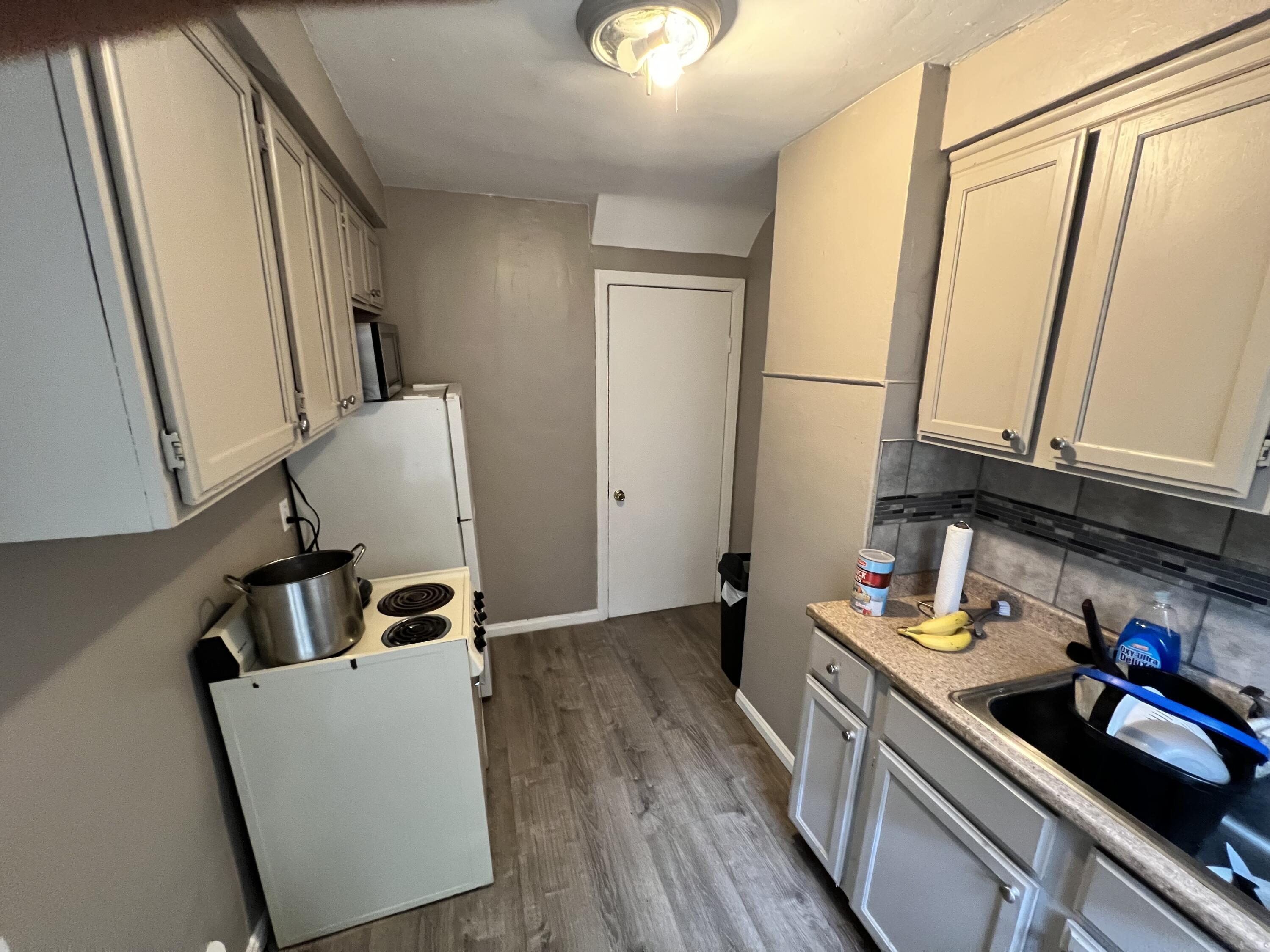 8873 Rutherford Street Detroit, MI 48228 - Photo 12 of 33 IMG_0761