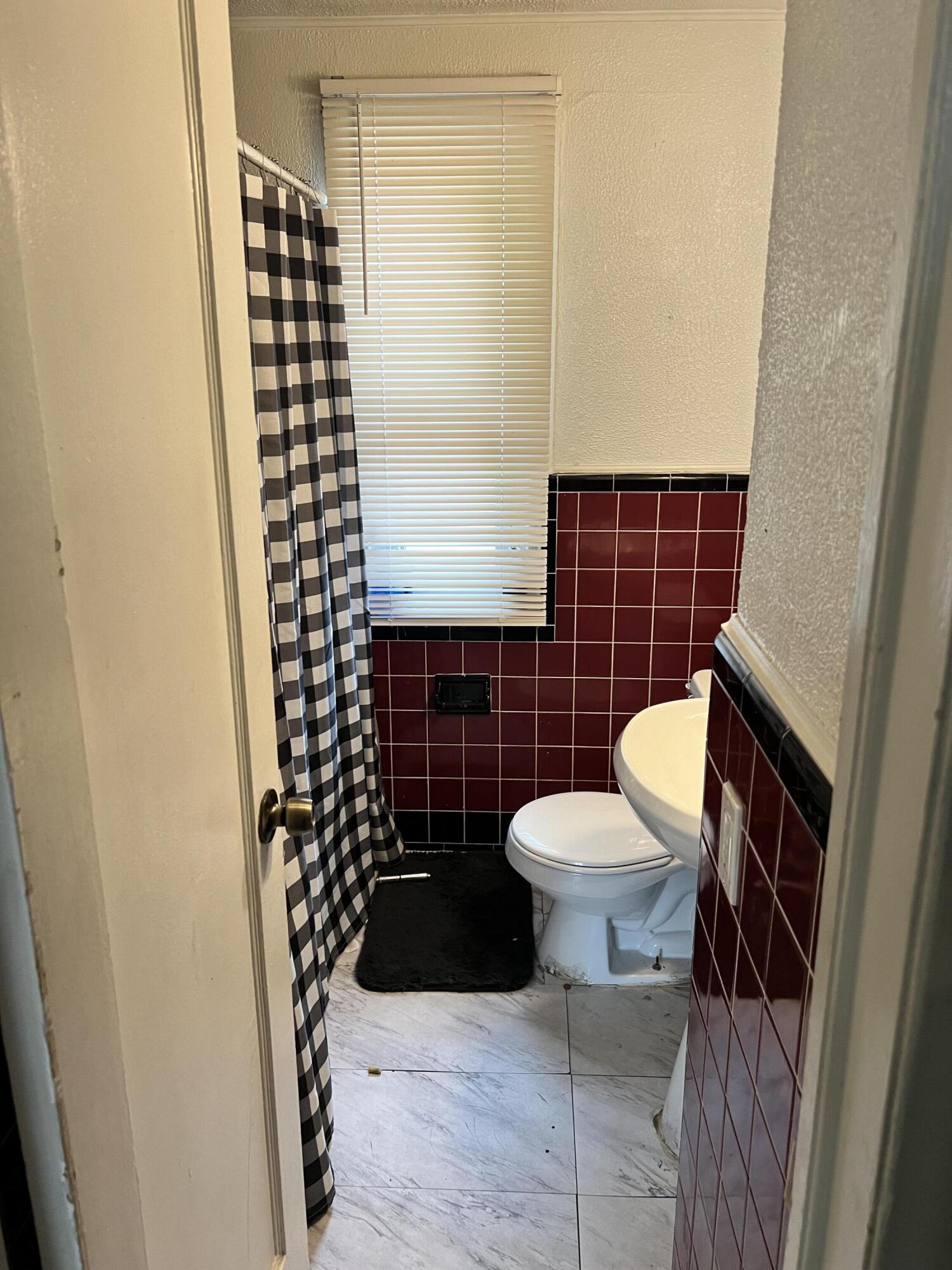 8873 Rutherford Street Detroit, MI 48228 - Photo 28 of 33 IMG_0746