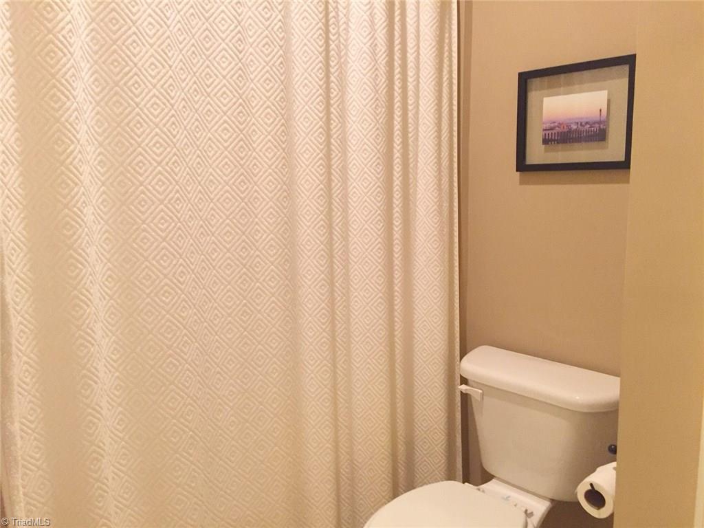 137 Pebble Rdg Lane Winston-Salem, NC 27104 - Photo 17 of 24 Gallery Image 17